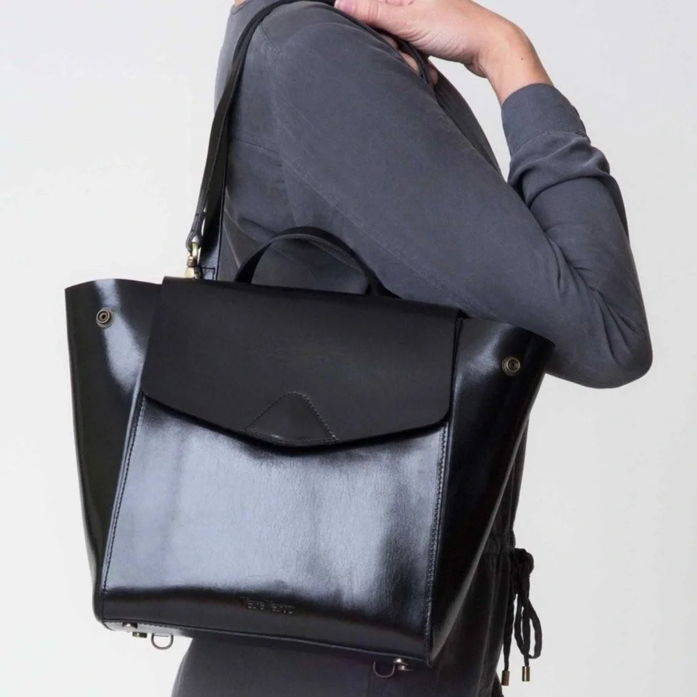 VereVerto Mini Macta Convertible Leather Backpack - Picture 16 of 16